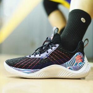 💙New💙 UNDER ARMOUR Curry 10 Magic